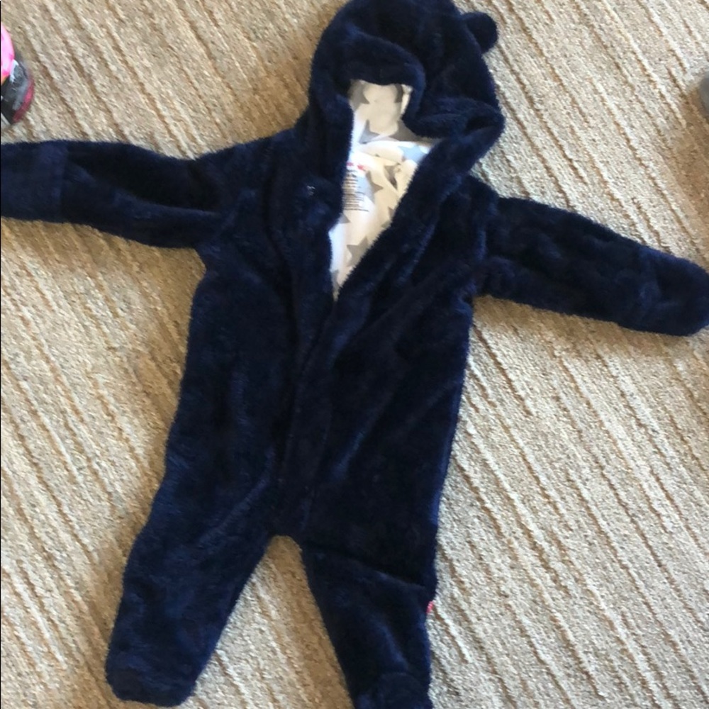 Magnetic Me Coverall w/ Hood, Brand NWOT, 12-16 m